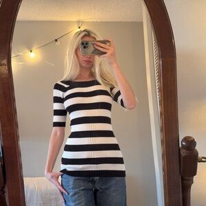 Suzy Shier Black and White Striped Short Sleeve Top